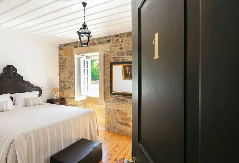 Maaseutuhotelli Quinta Do Valdalagea