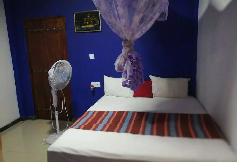 Hotel Tiny Holiday Resort