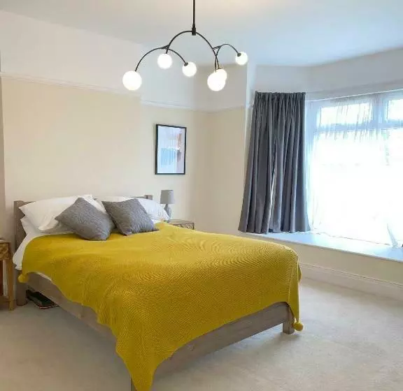 Majatalo 1 Ashford Road Guesthouse