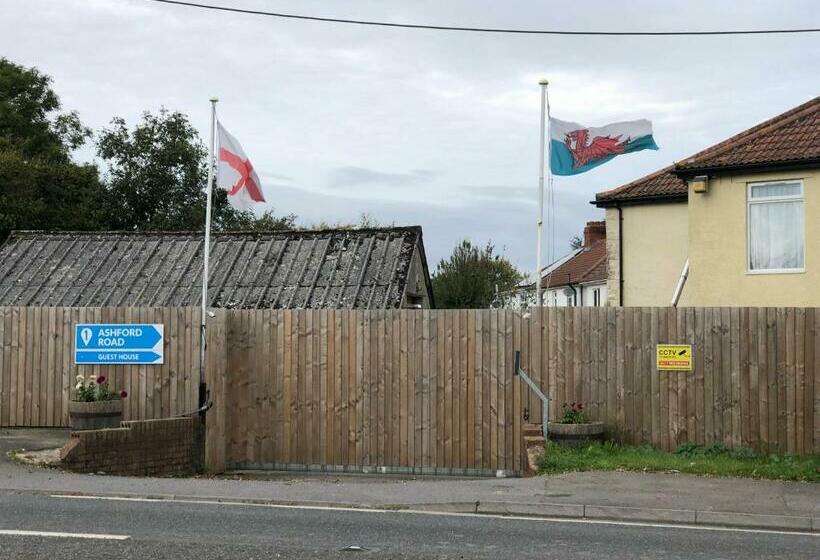 펜션 1 Ashford Road Guesthouse