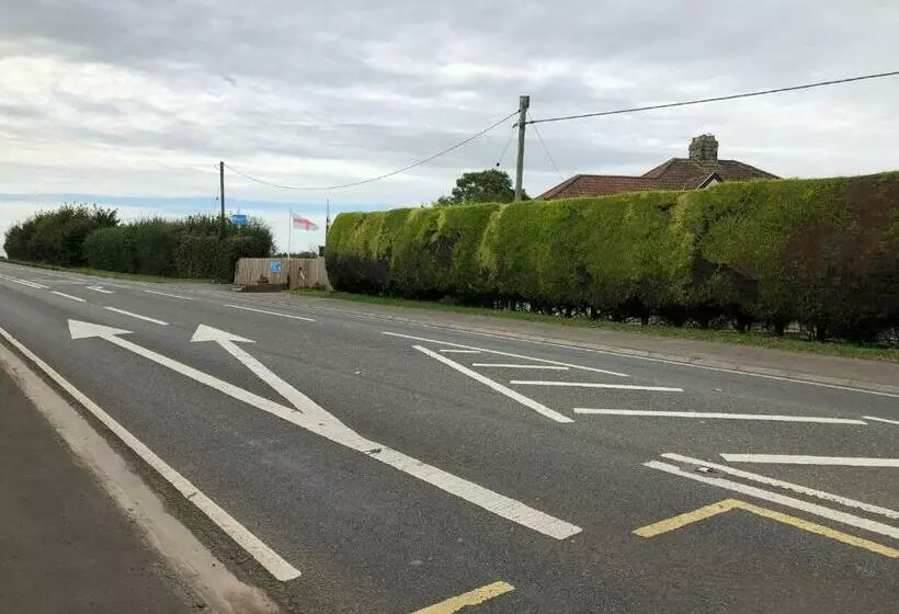 Majatalo 1 Ashford Road Guesthouse