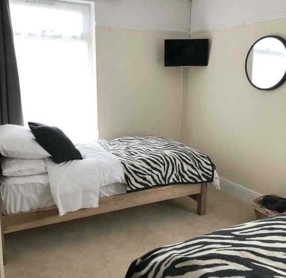 펜션 1 Ashford Road Guesthouse