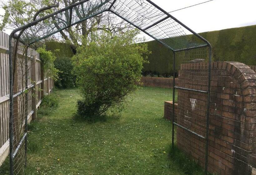 펜션 1 Ashford Road Guesthouse