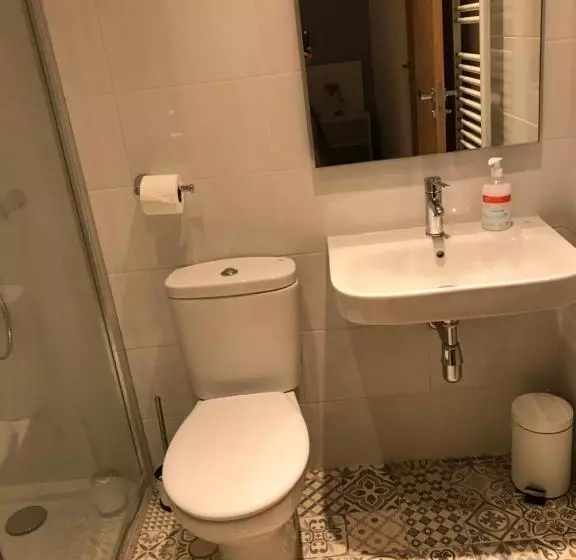 ペンション Hostal Casiano Camarasa