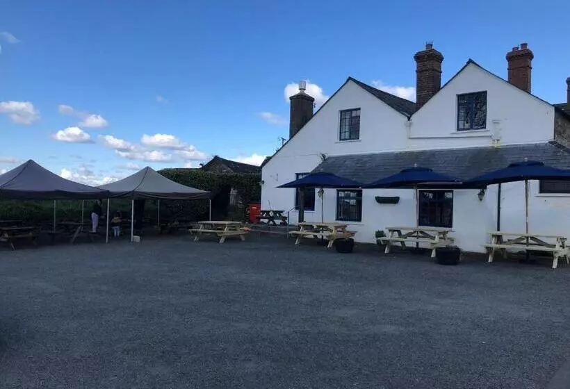 Blue Lion Inn