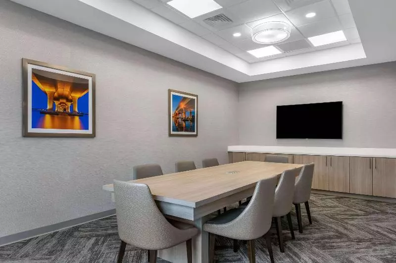 ホテル Comfort Suites Stuarthutchinson Island