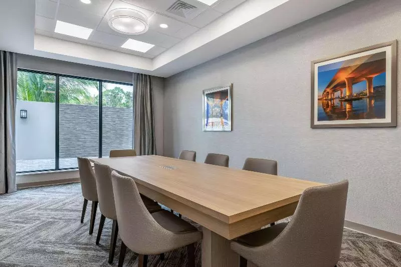 ホテル Comfort Suites Stuarthutchinson Island