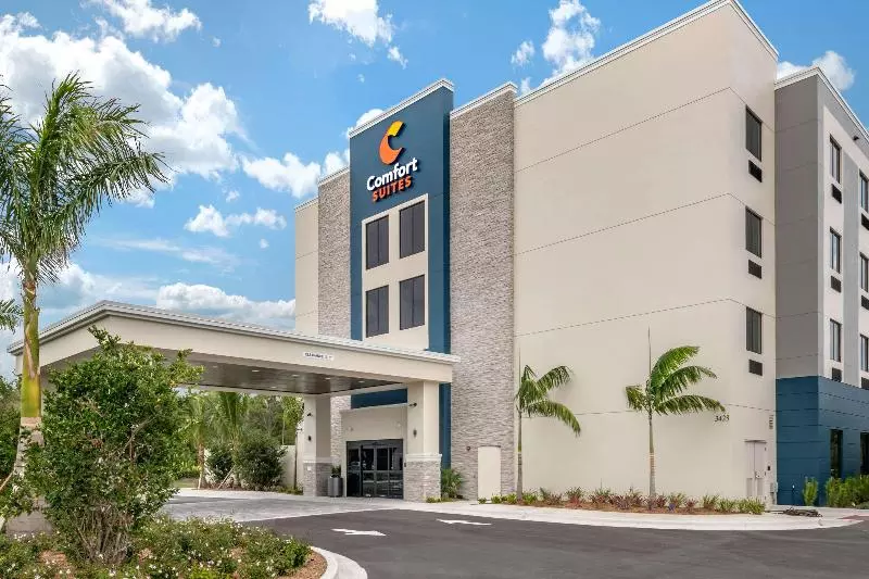 ホテル Comfort Suites Stuarthutchinson Island