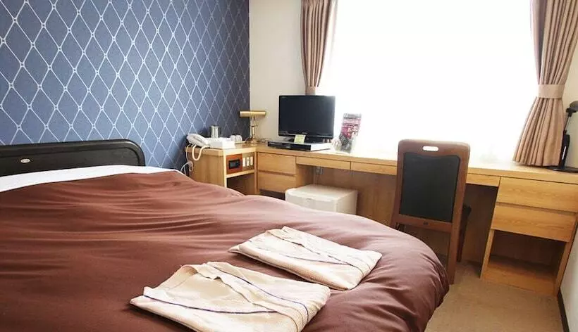 Hotelli Takamatsu City