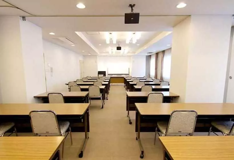 Hotelli Takamatsu City