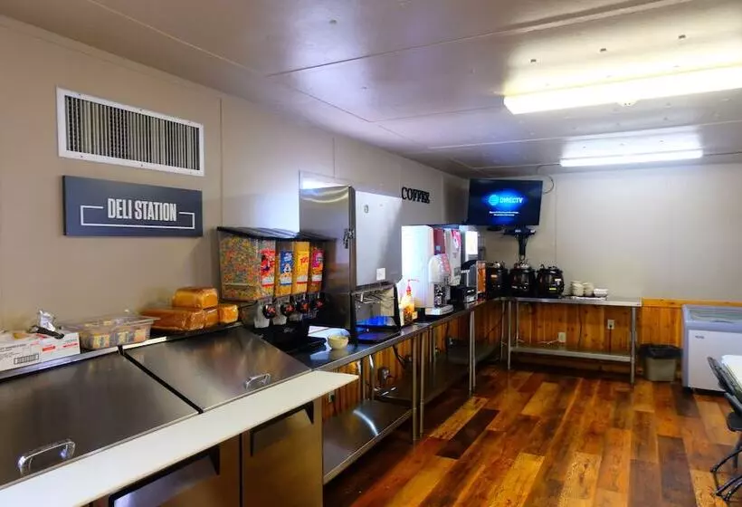 Hotelli Target Hospitality Kermit South Lodge