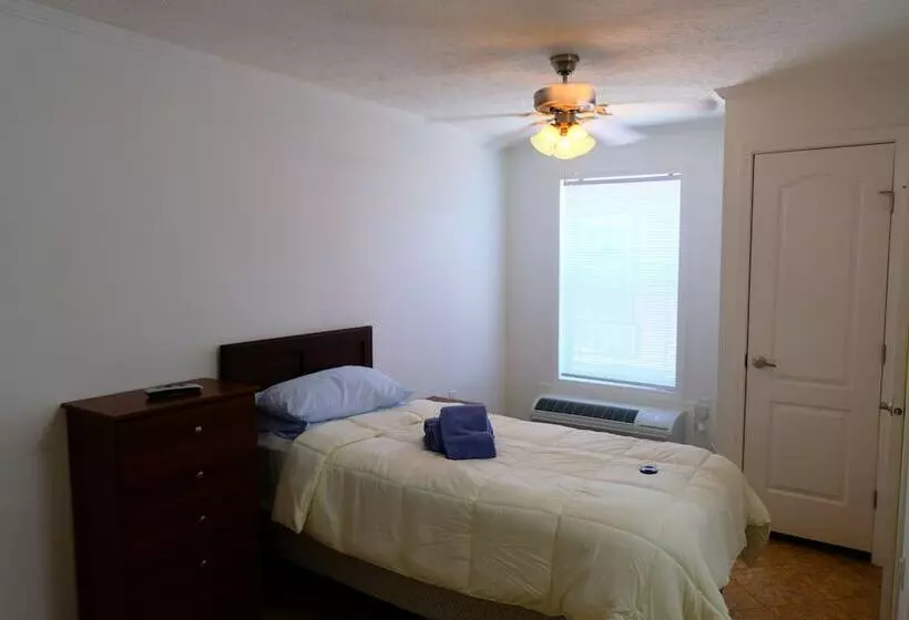 Hotelli Target Hospitality Kermit South Lodge