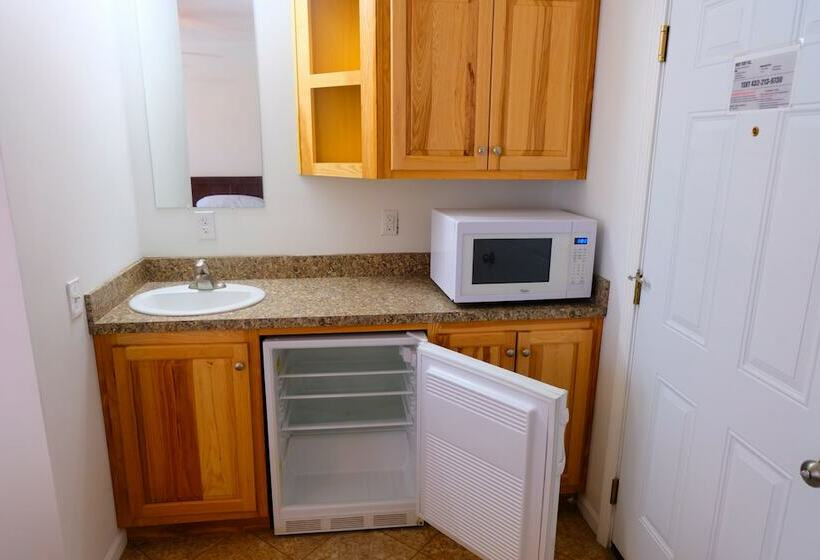 فندق Target Hospitality Kermit South Lodge