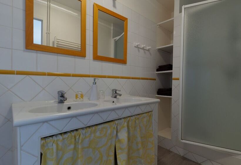 פנסיון Les Celestines