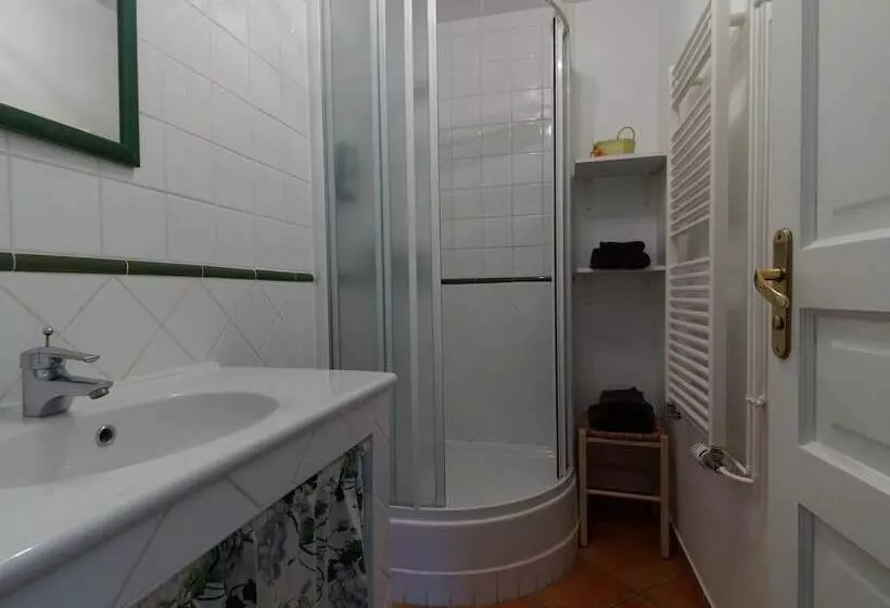 Majatalo Les Celestines