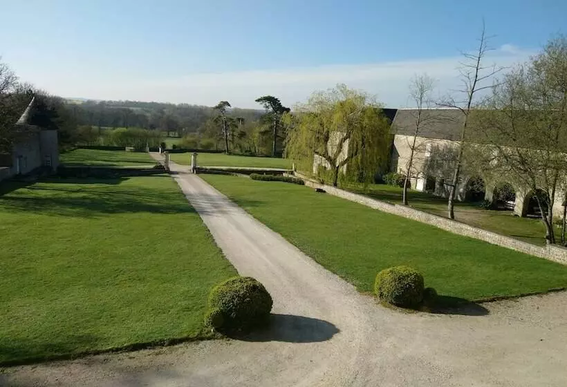 Pension Manoir De Conjon