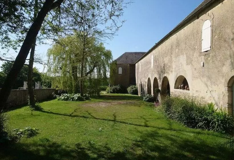 Pension Manoir De Conjon