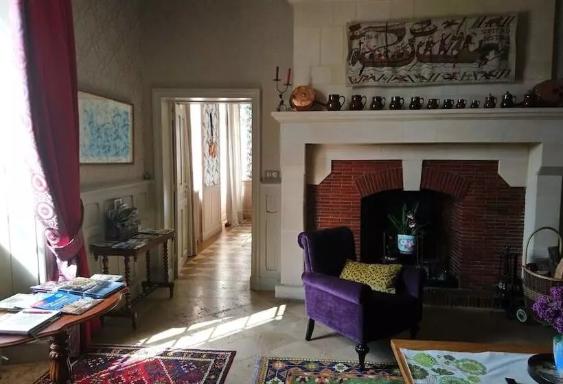 Pension Manoir De Conjon