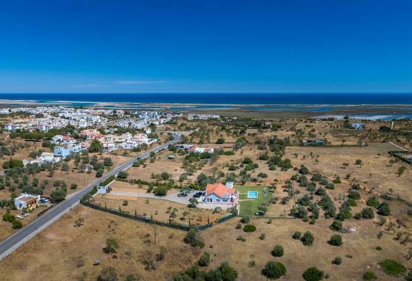 Vila Fuzeta Bed & Breakfast