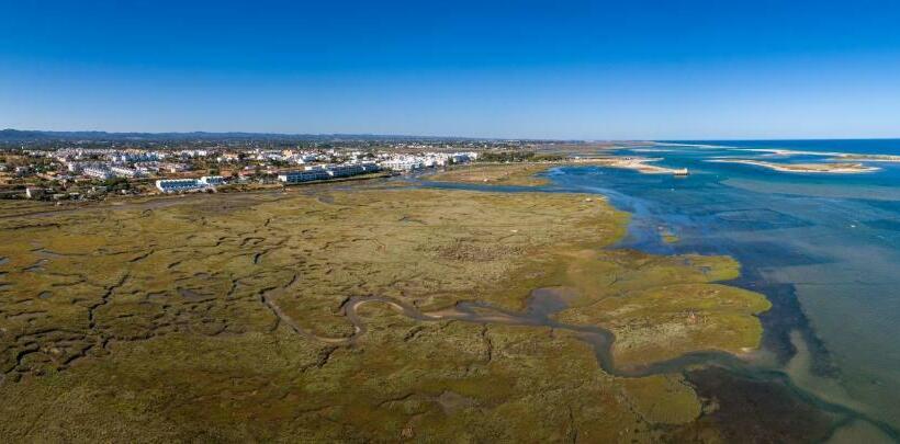 Vila Fuzeta Bed & Breakfast