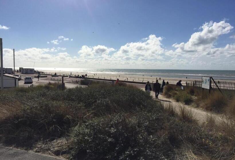 هاستل Auberge Riva Bella