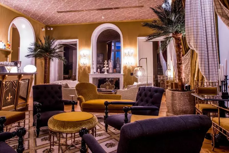 Hotelli Chateau De Sacy