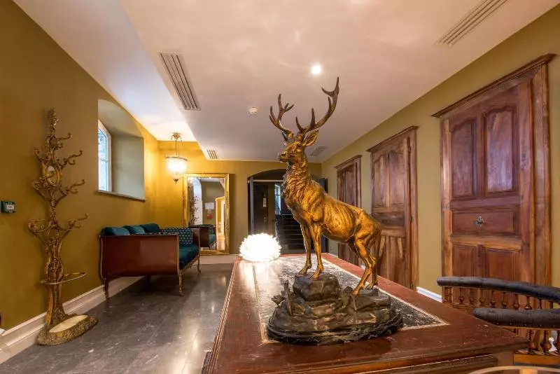 Hotelli Chateau De Sacy