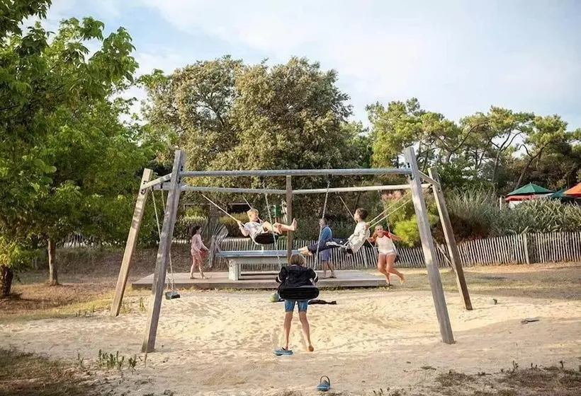 ホテル Huttopia Noirmoutier