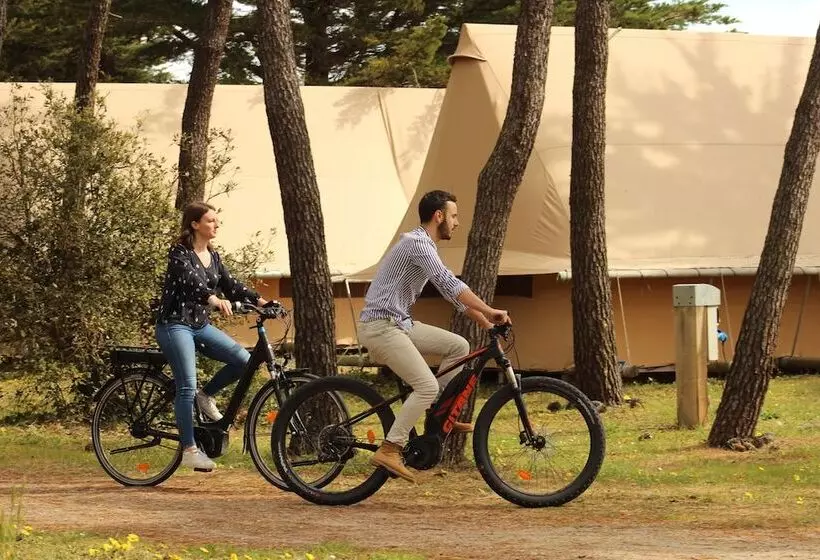 ホテル Huttopia Noirmoutier