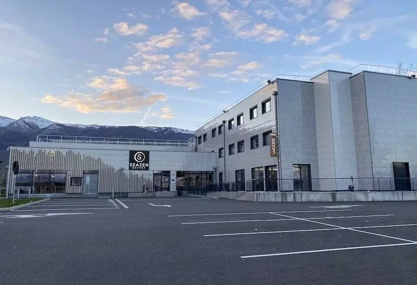 ホテル Woods  Genevethoiry