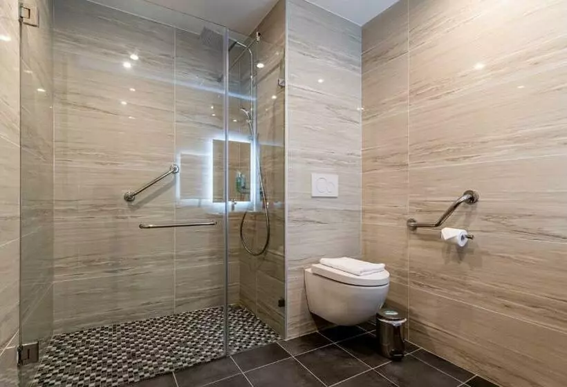 ホテル Woods  Genevethoiry