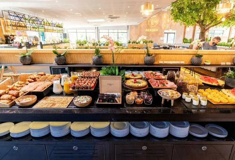 ホテル Woods  Genevethoiry