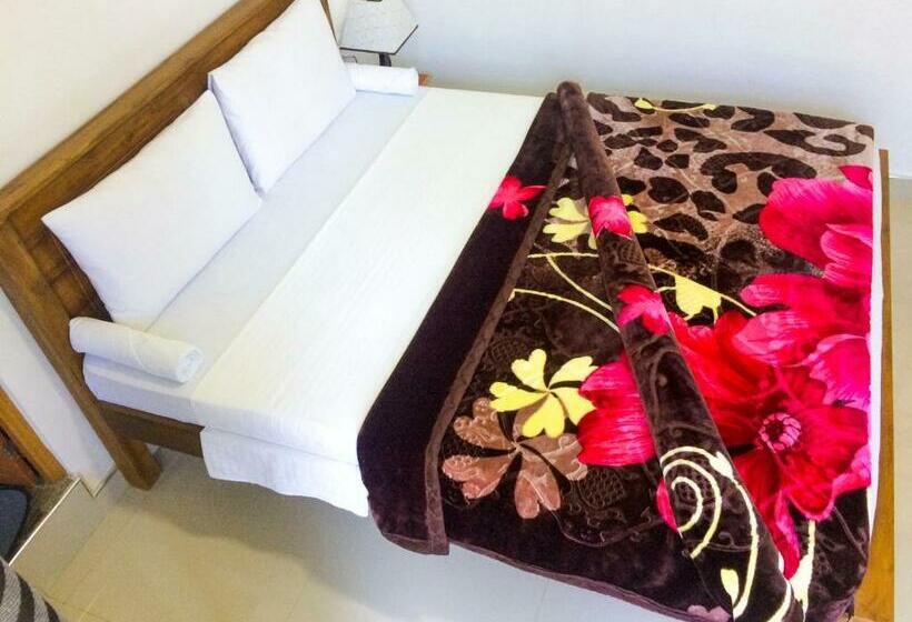 ペンション Heaven Hills Guest House