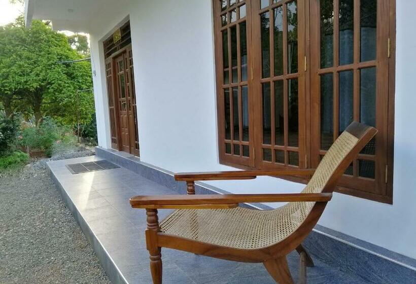 ペンション Heaven Hills Guest House