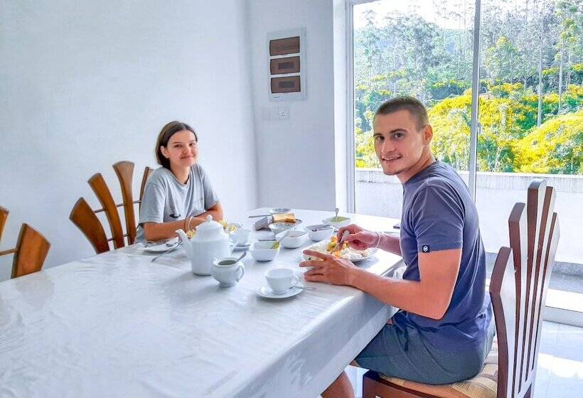 ペンション Heaven Hills Guest House