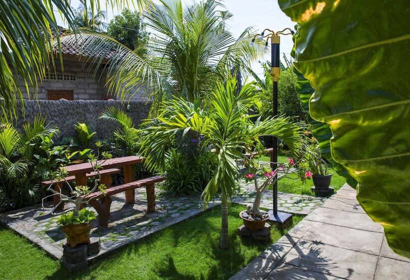 膳宿费 Van Santri Homestay Pemuteran