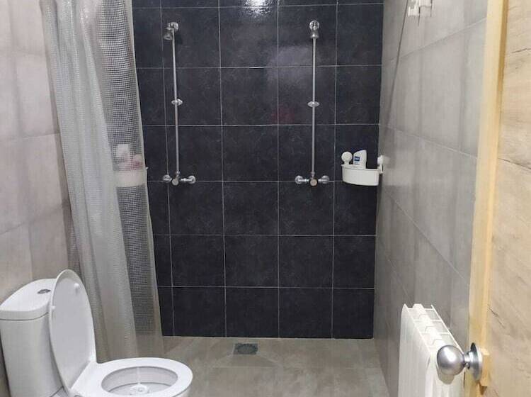 Alarpe Aterpetxea   Hostel