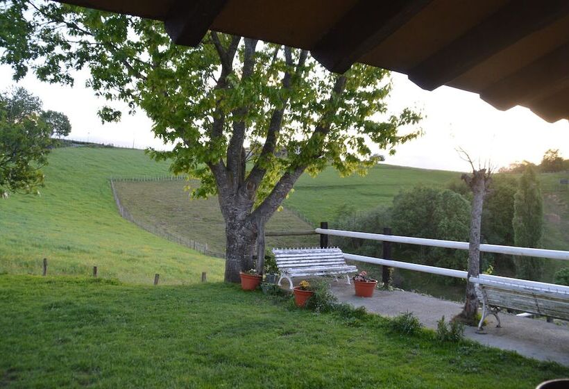 Alarpe Aterpetxea   Hostel