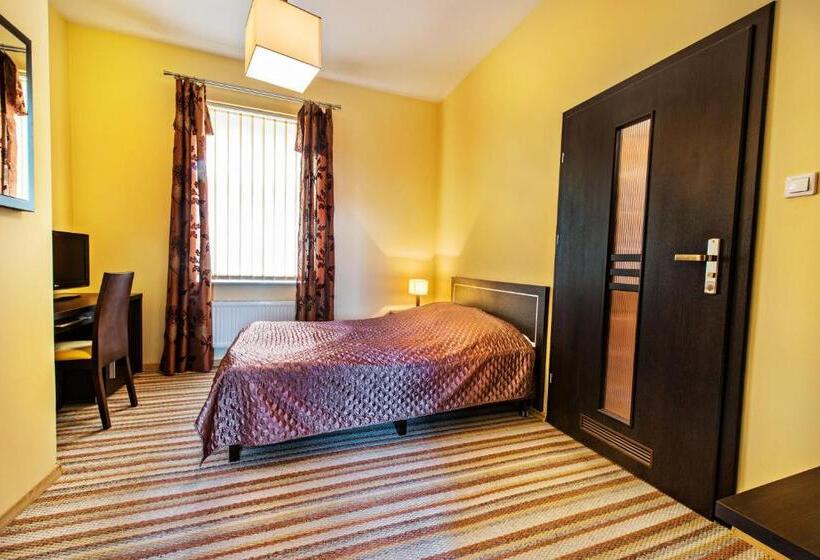 בית מלון כפרי Willa Wiluszówka