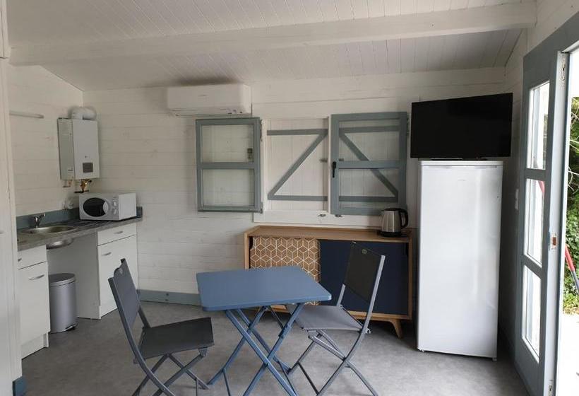 פנסיון La Fontaine De Rocoule