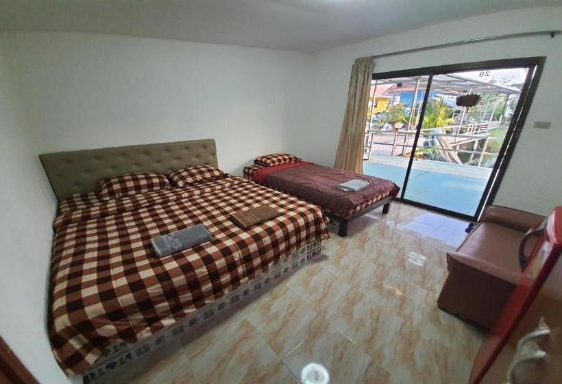 בית מלון כפרי Oyo 932 Baan Chaam Country View Resort