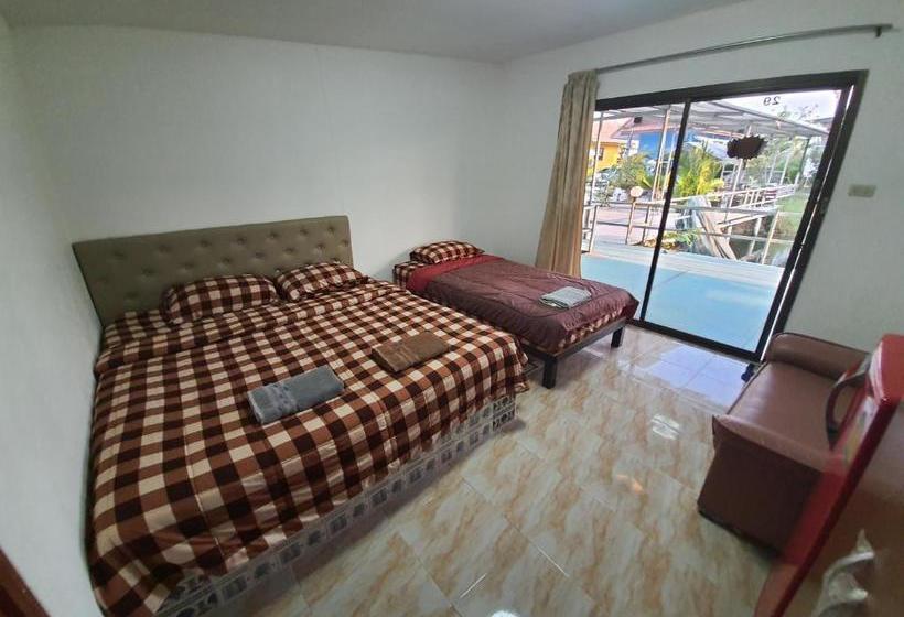 בית מלון כפרי Oyo 932 Baan Chaam Country View Resort