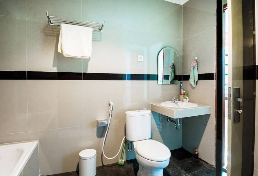 Collection O 3431 Hotel Alpha Bandara