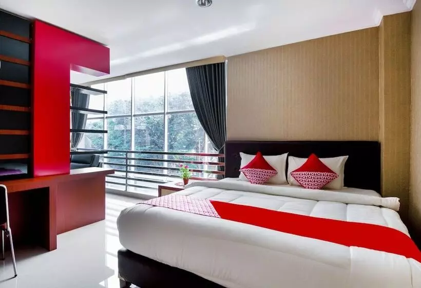 Collection O 3431 Hotel Alpha Bandara