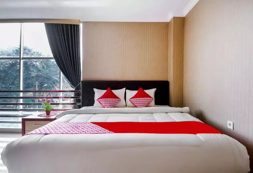 Collection O 3431 Hotel Alpha Bandara