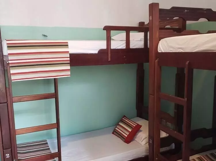 Antonieta Hostel E Bistro