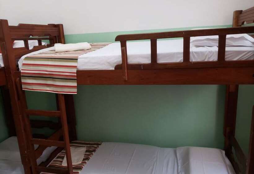 Antonieta Hostel E Bistro