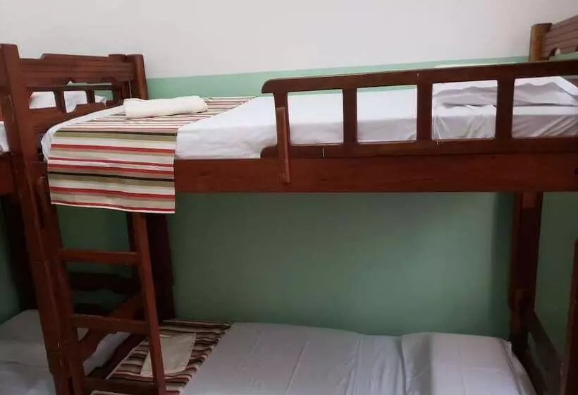 Antonieta Hostel E Bistro