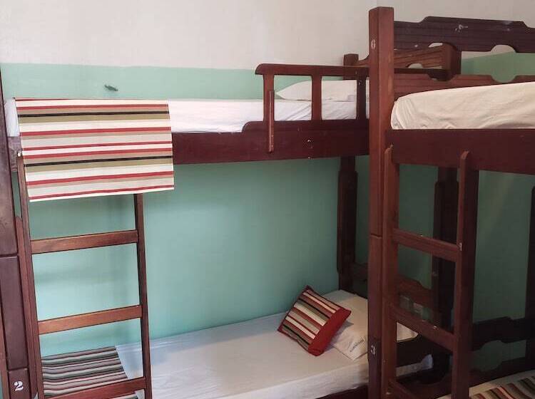 Antonieta Hostel E Bistro