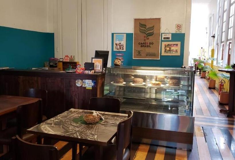 Antonieta Hostel E Bistro